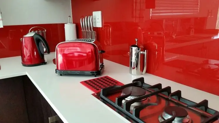 Boutique Red Ivory Sleeps 2