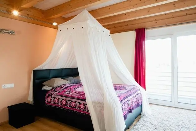 Deluxe Apart Daire, Banyolu/Duşlu