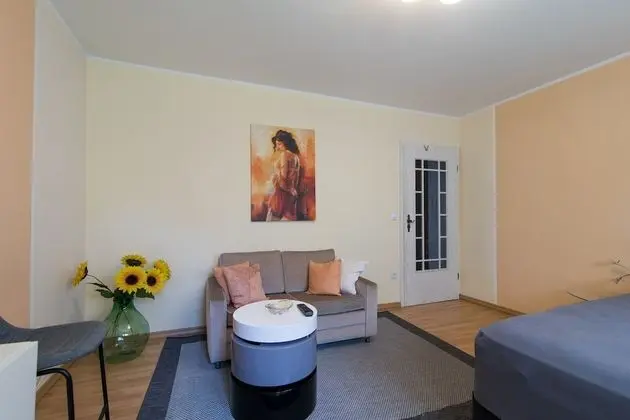 Business Apart Daire, Bahçe Manzaralı