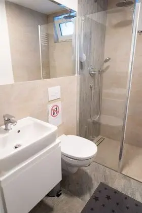 Business Apart Daire, Bahçe Manzaralı