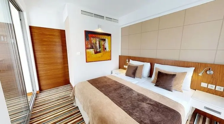 Senior Süit, 1 Yatak Odası, Küvet, Köşe