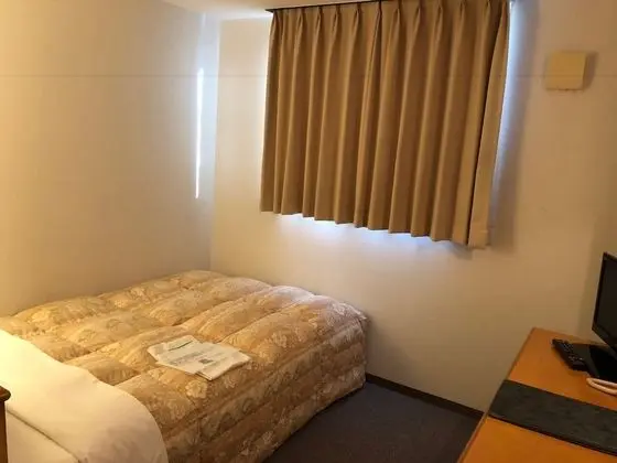 Tek Kişilik Oda, Sigara İçilebilir