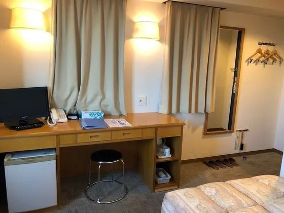 Tek Kişilik Oda, Sigara İçilmez