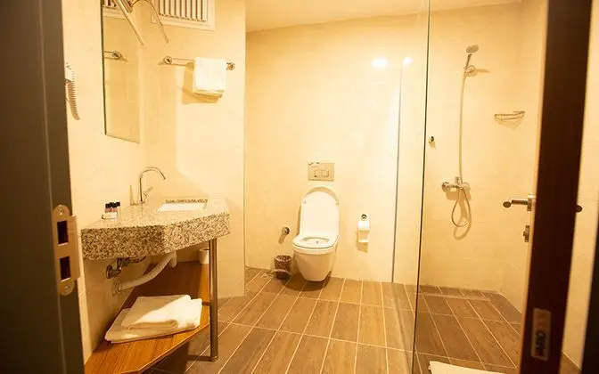 Standart Oda, Şehir Manzaralı
