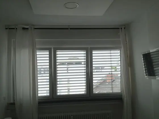 Tek Büyük Yataklı Oda, Ortak Banyo