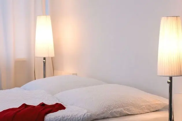 Tek Büyük Yataklı Oda, Ortak Banyo