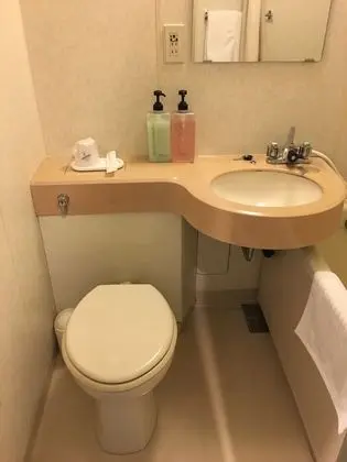 Tek Kişilik Oda, Sigara İçilmez
