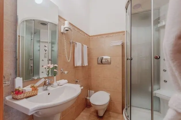 Comfort Tek Büyük veya İki Ayrı Yataklı Oda, 1 Çift Kişilik Yatak, Sigara İçilmez