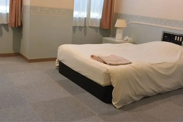 Tek Kişilik Oda, Sigara İçilebilir