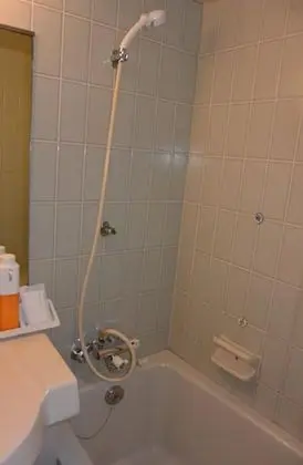 Tek Kişilik Oda, Sigara İçilebilir