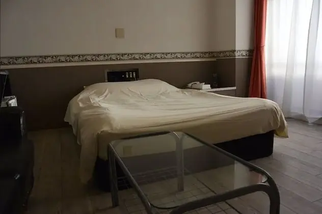 Tek Kişilik Oda, Sigara İçilmez