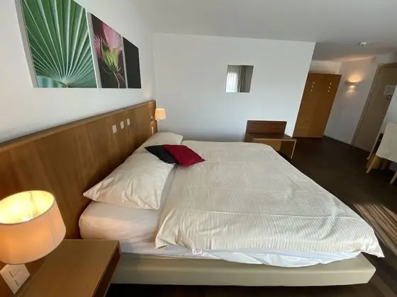 Tek Büyük Yataklı Oda, Balkon