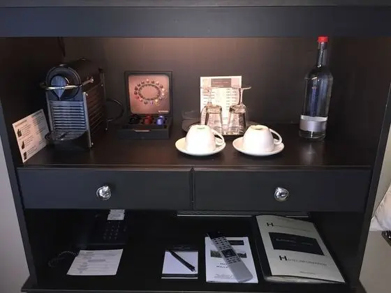 Business Tek Büyük Yataklı Oda