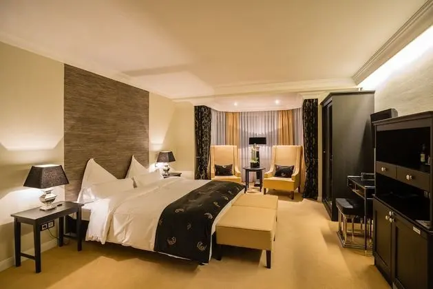 Deluxe Tek Büyük Yataklı Oda