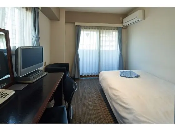 Tek Büyük Yataklı Oda, Sigara İçilmez (with Small Double Bed)