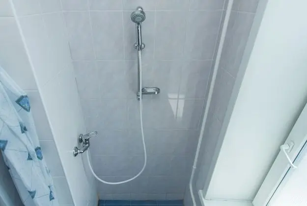 Economy Tek Büyük Yataklı Oda, Ortak Banyo