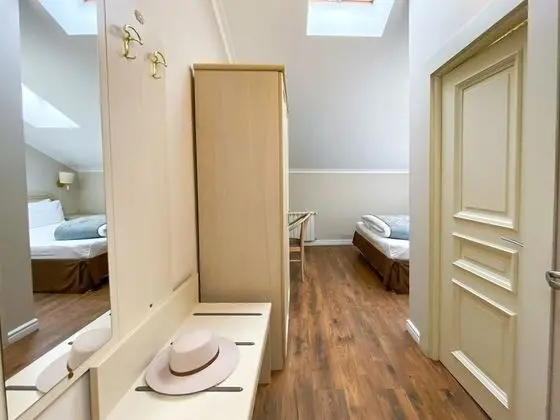 Tek Büyük Yataklı Oda (Mansard)