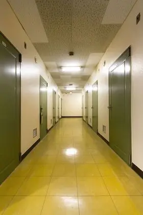 Tek Kişilik Oda, Sigara İçilebilir