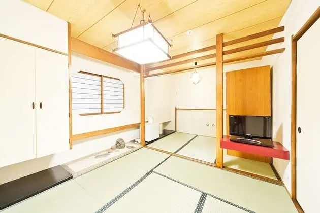 Traditional İki Ayrı Yataklı Oda (Japanese Style)