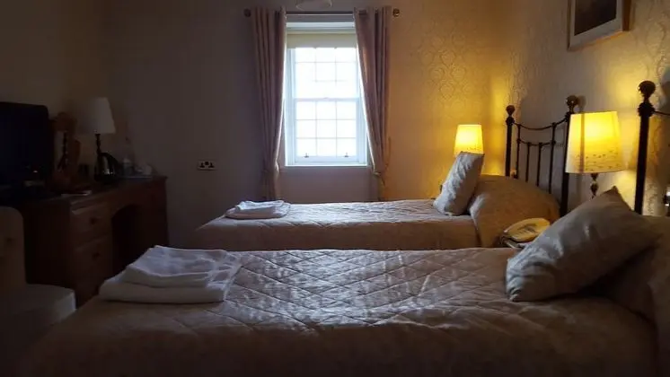 İki Ayrı Yataklı Oda