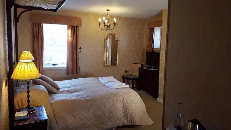 Tek Büyük Yataklı Oda