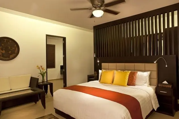Hilltop Suite