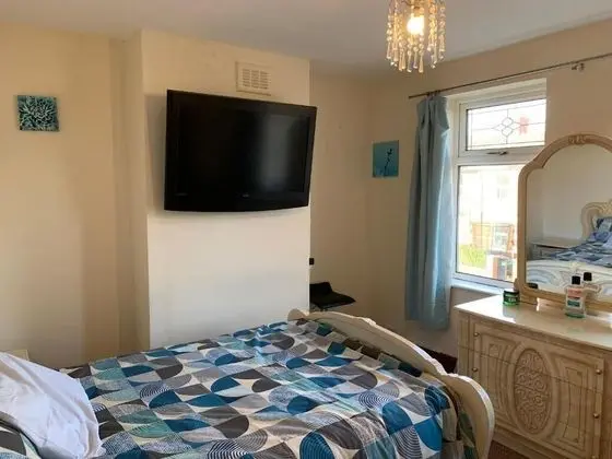 Basic Double Room - Blue Room