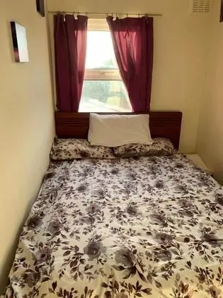 Basic Double Room - Purple Room