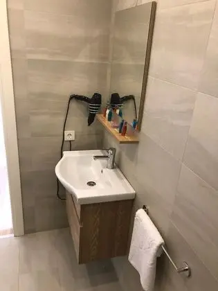 Standard Çatı Katı (Loft), 1 En Büyük (King) Boy Yatak
