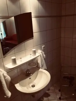 Classic Tek Büyük Yataklı Oda