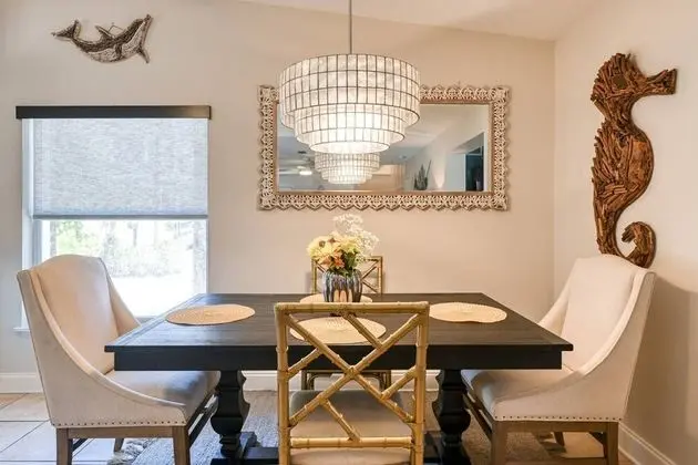 Ev (Butler Beach Bungalow)