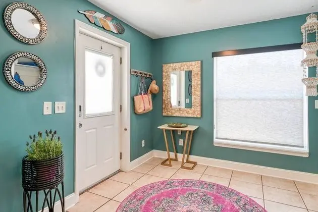 Ev (Butler Beach Bungalow)