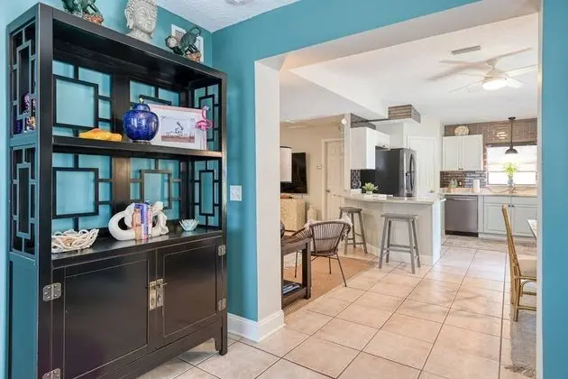 Ev (Butler Beach Bungalow)