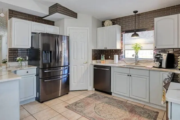 Ev (Butler Beach Bungalow)