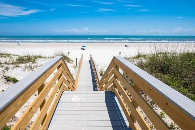 Ev (Butler Beach Bungalow)