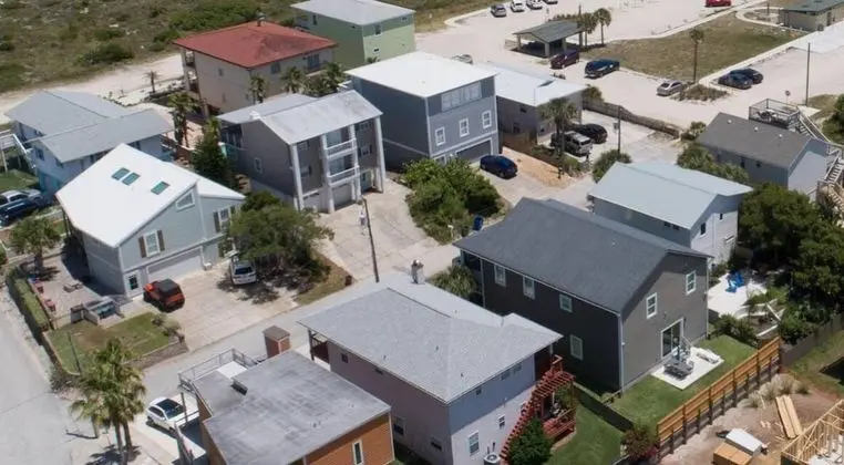 Ev (Butler Beach Bungalow)