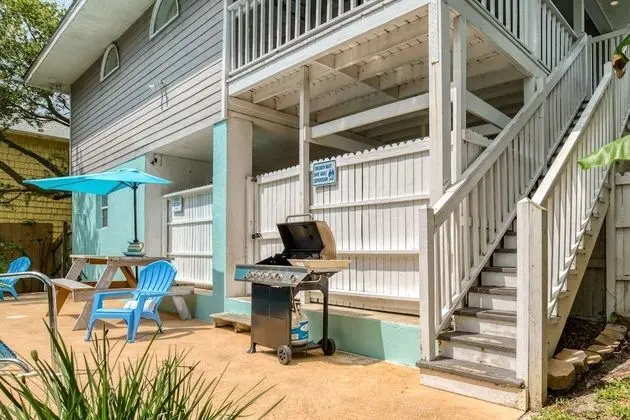 Ev (Chiquita Sun House)