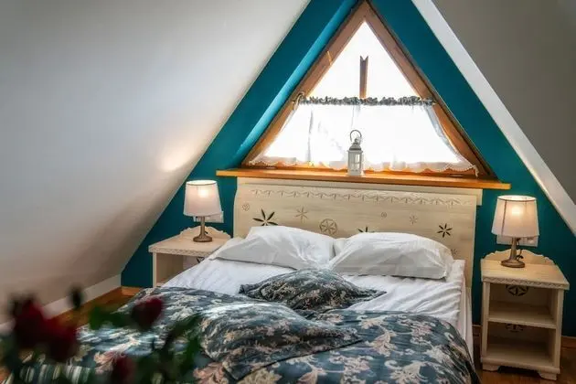 Tek Büyük Yataklı Oda