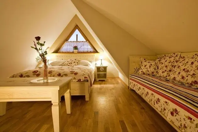 Tek Büyük Yataklı Oda