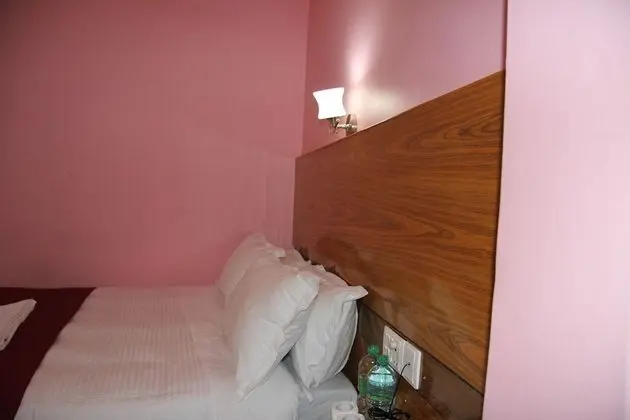 Deluxe Tek Büyük Yataklı Oda, 1 Yatak Odası, Sigara İçilebilir, Dağ Manzaralı