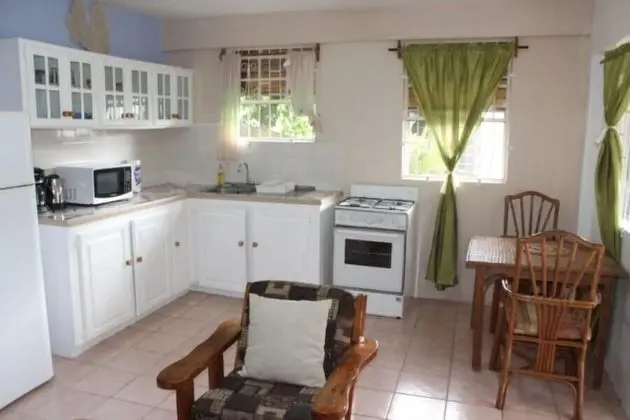 Apart Daire, 2 Tek Kişilik Yatak, Mutfak, Bahçe Manzaralı