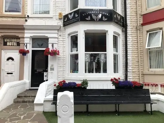İki Ayrı Yataklı Oda, Banyolu/Duşlu