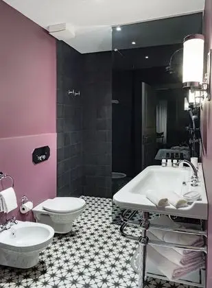 Junior Oda, Sigara İçilmez, Şehir Manzaralı