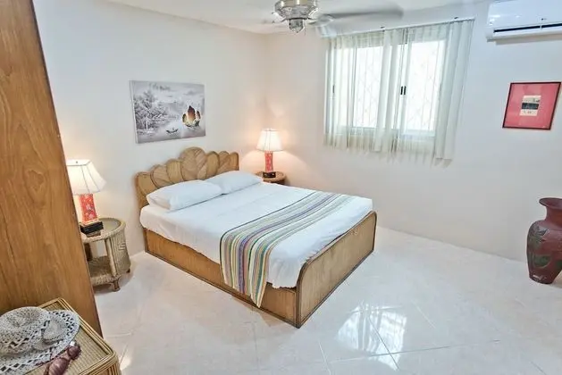 POOL VILLA