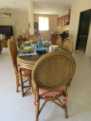 SUPERIOR VILLA