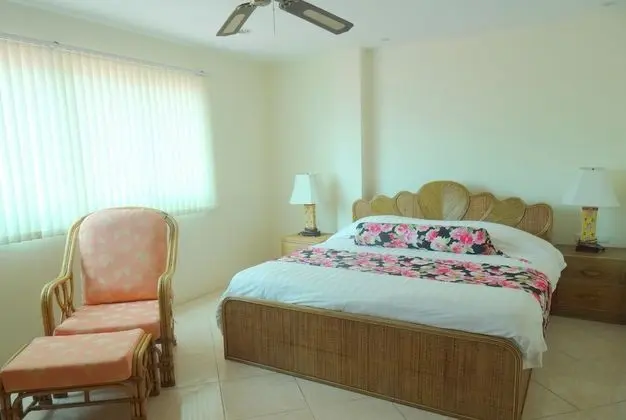 2 Bedroom Balcony Apartment