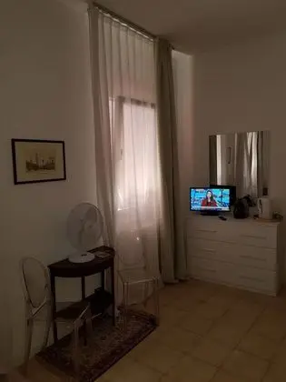Comfort Tek Büyük veya İki Ayrı Yataklı Oda