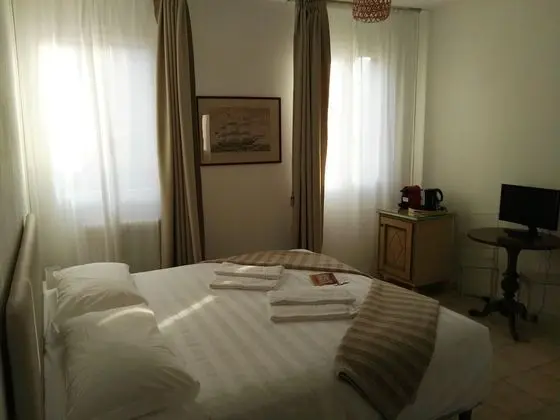 Deluxe Tek Büyük veya İki Ayrı Yataklı Oda
