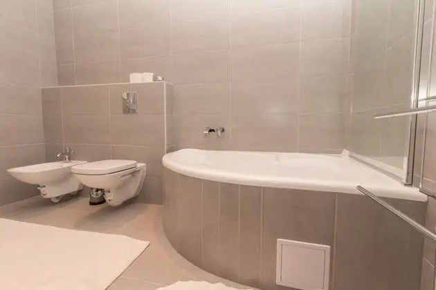 Comfort Tek Büyük veya İki Ayrı Yataklı Oda, Şehir Manzaralı