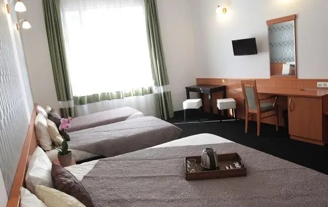 Standard Üç Kişilik Oda